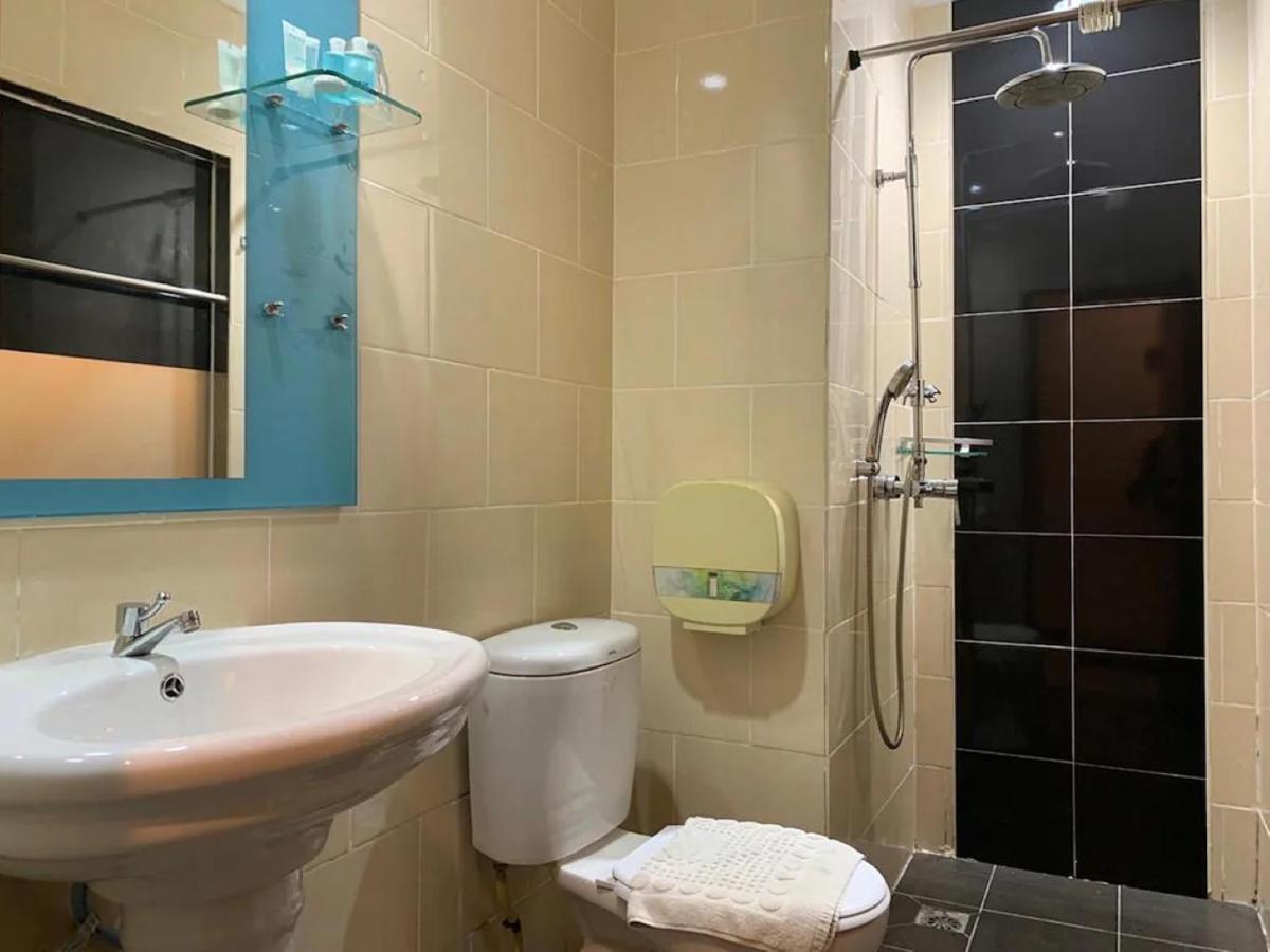 Golden Hotel Kota Kinabalu Kültér fotó