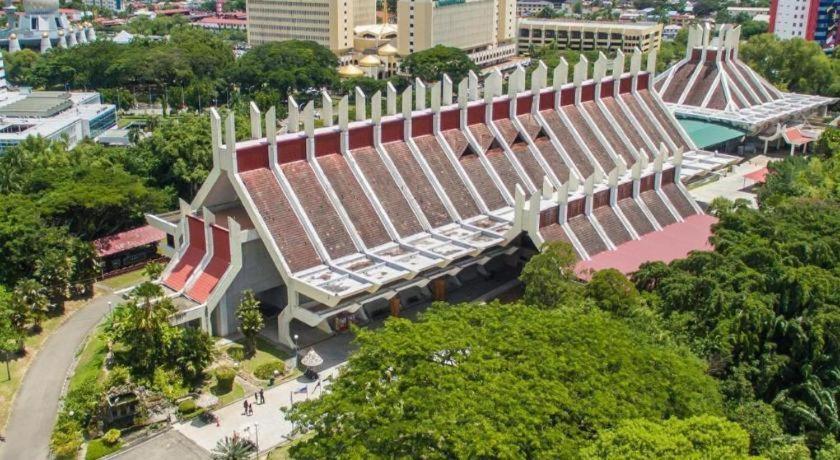 Golden Hotel Kota Kinabalu Kültér fotó